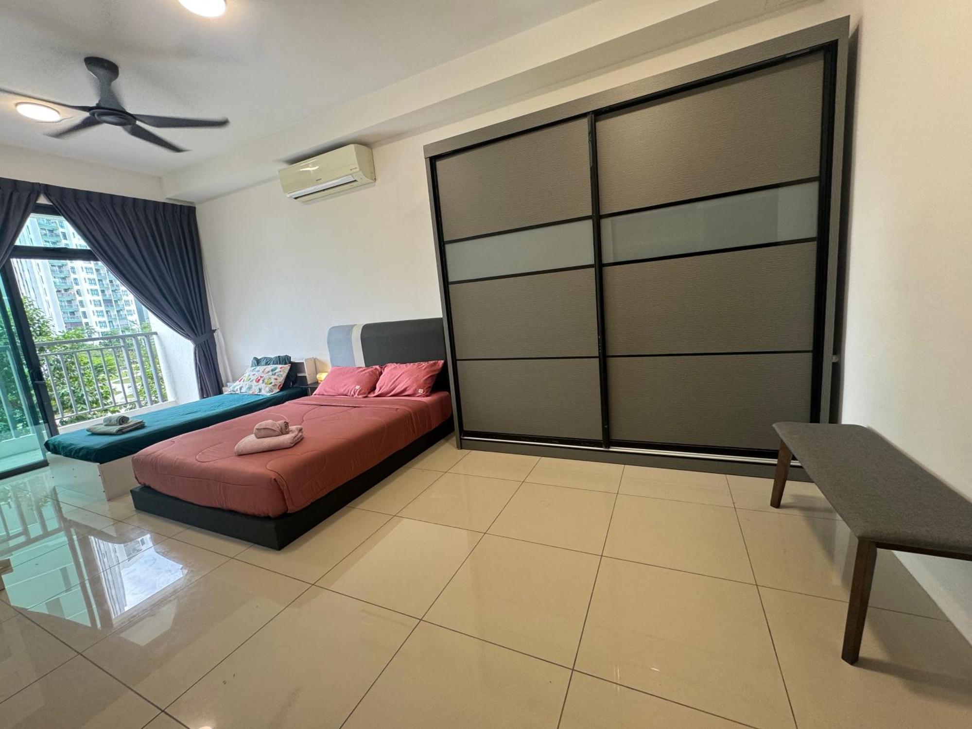 Homenest Jb City Poolview Suite By Cozy Home Johor Bahru Exteriör bild